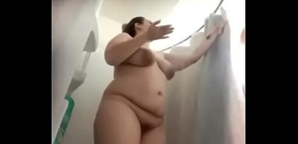  Big boobs chubby pregnant latina showering